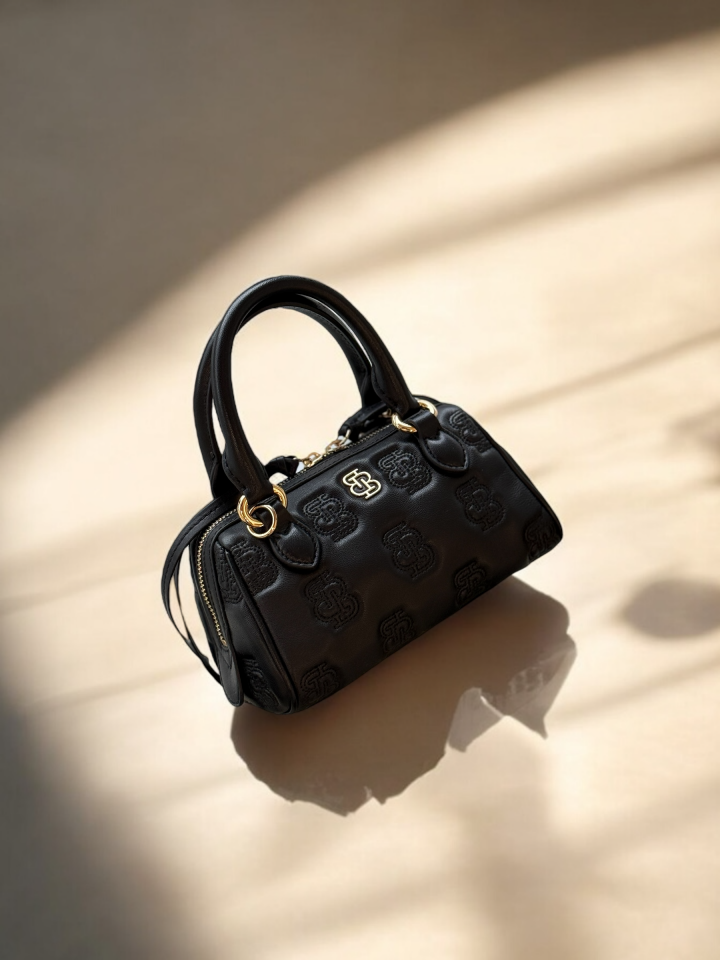 Chelsea Leather Handbag Siyah Düz Deri