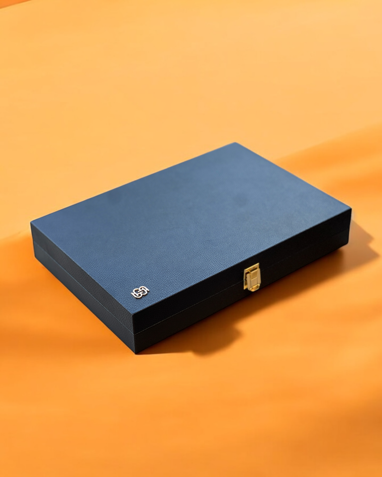 Bloomsbury Lifestyle Backgammon Lacivert Floater Deri